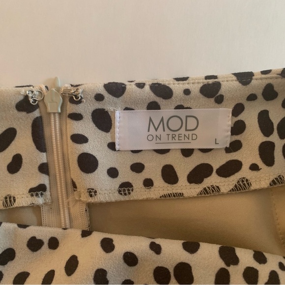 Cream and Brown Animal Print Mini Skirt - Picture 2 of 3